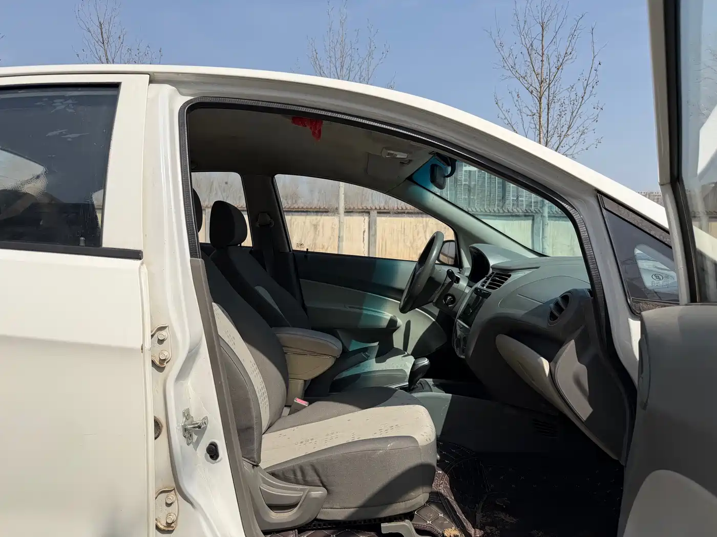 Chevrolet Sail 2013 Sedan 1.2L AMT Ideal Edition фото 13