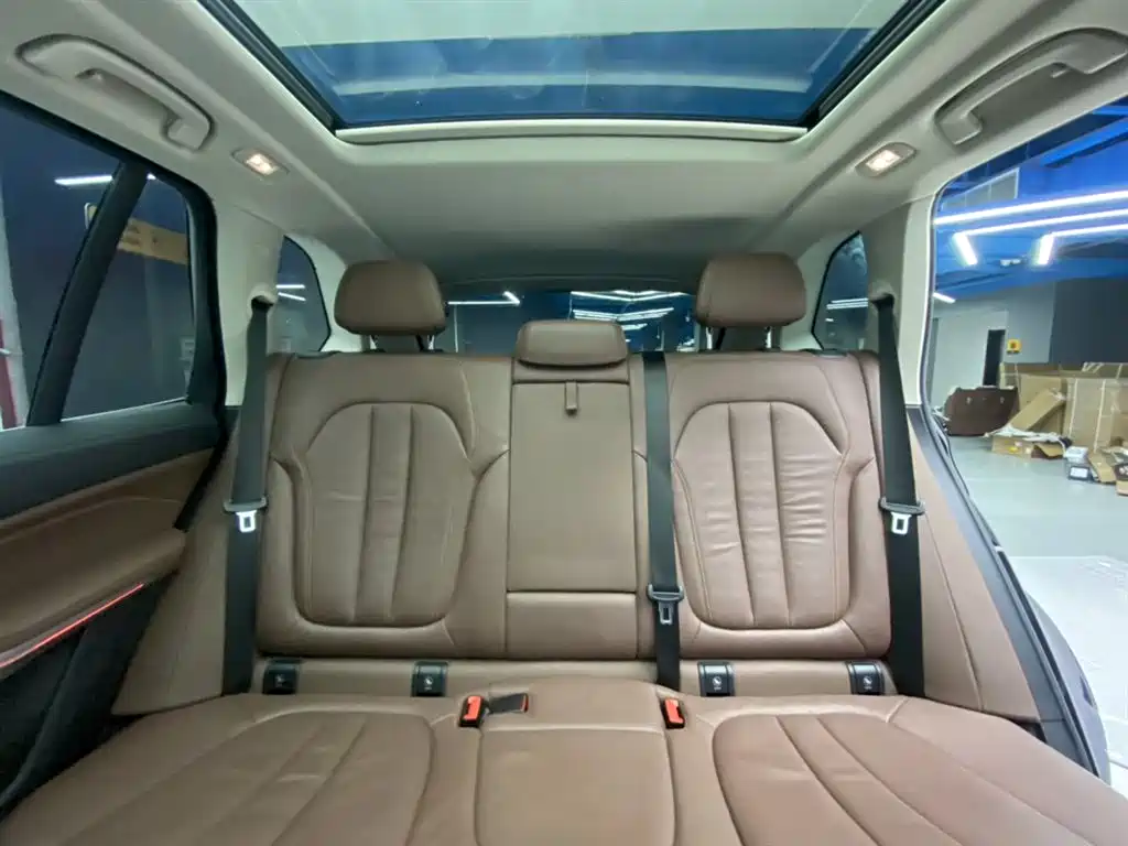 BMW X5 (Import) 2019 xDrive40i M Sport Package фото 23