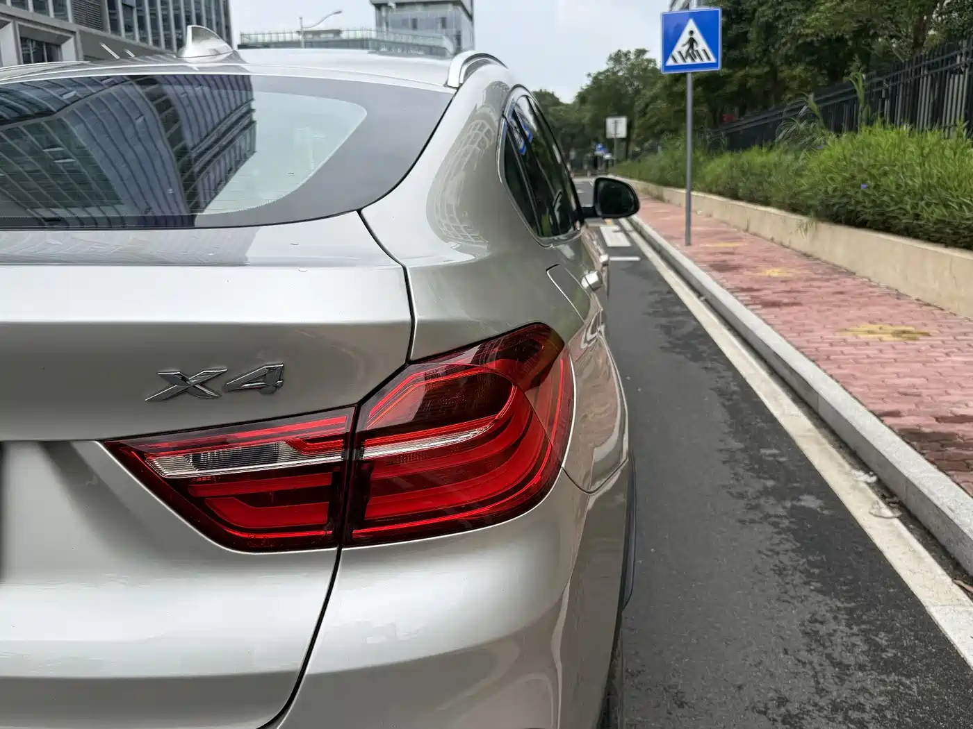 BMW X4 2014 xDrive20i X Design Package фото 14