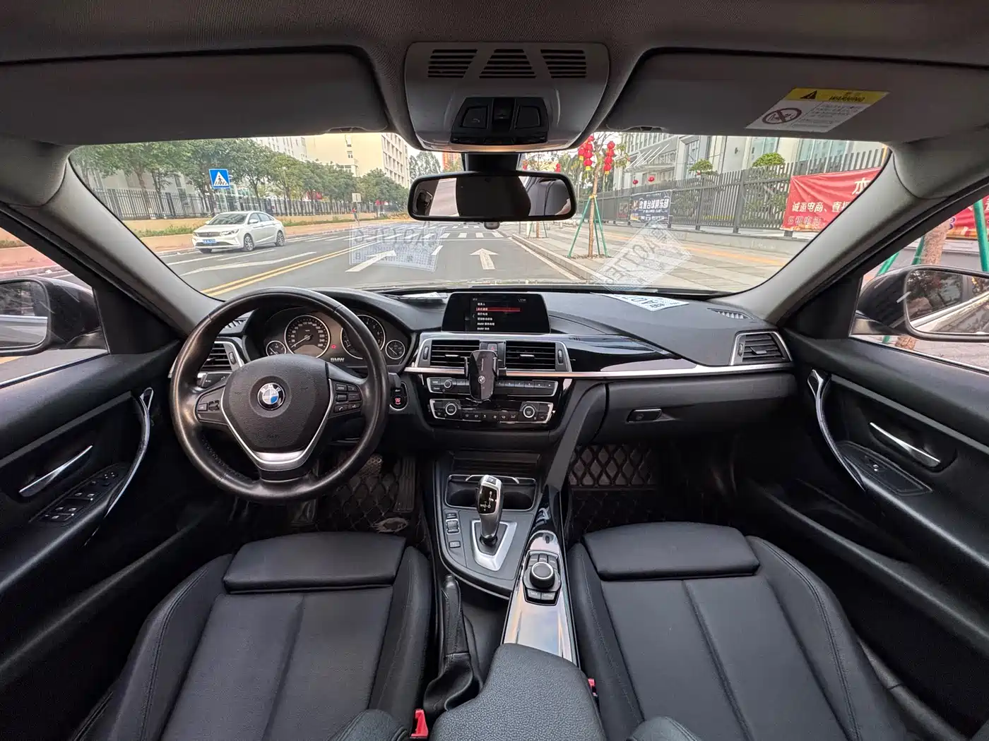 BMW 3 Series 2018 320Li Fashion Style фото 9