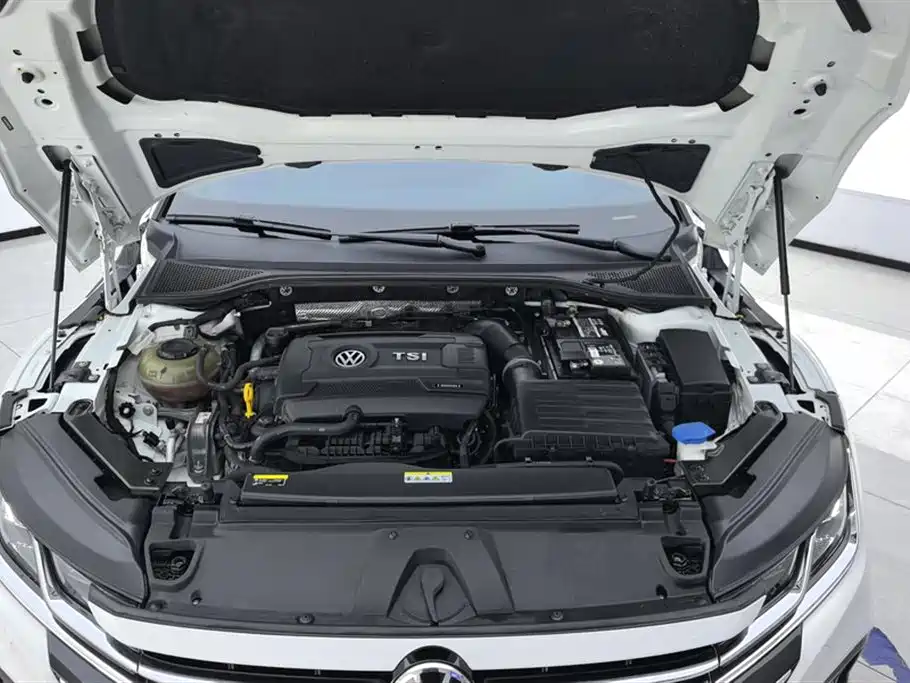Volkswagen FAW-Volkswagen CC 2021 380TSI Eye-catching Edition фото 10
