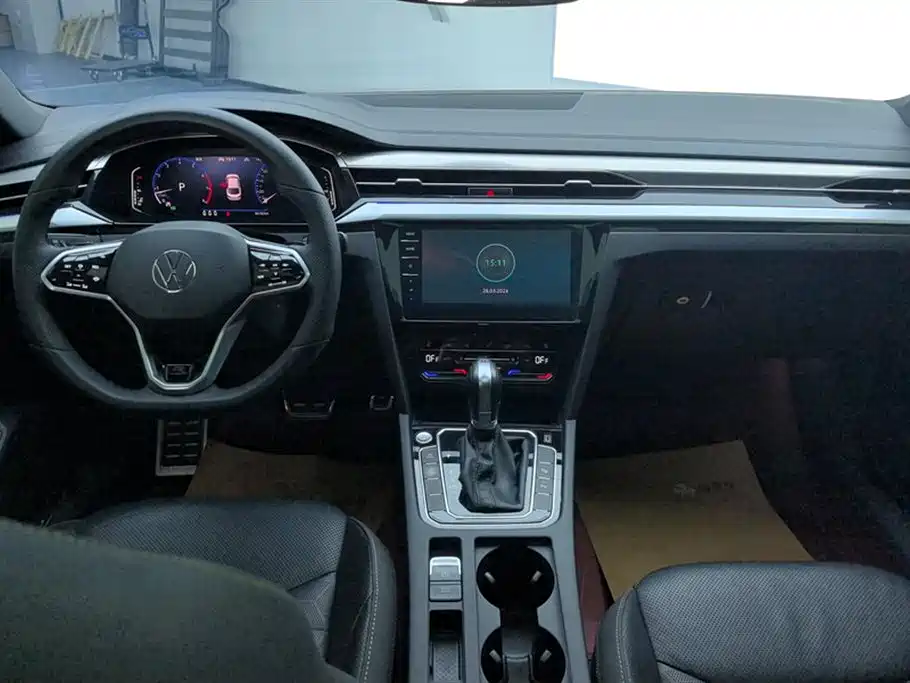 Volkswagen FAW-Volkswagen CC 2021 380TSI Eye-catching Edition фото 12