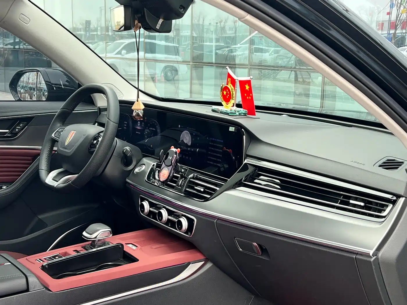 Hongqi HS5 2023 2.0T Flag Enjoy Pro Edition фото 9