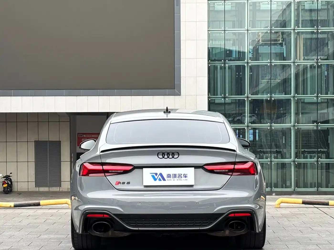 Audi RS 5 2022 RS 5 2.9T Sportback Dark Gold Edition фото 5