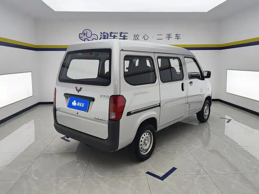 Wuling Motors Wuling Zhiguang 2024 2023 1.5L Utility 5/7-seater