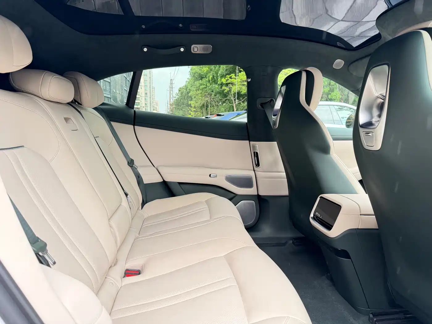 Xiaomi Auto Xiaomi YU7 2025 Ultra Long Range High Performance AWD Max Edition фото 9