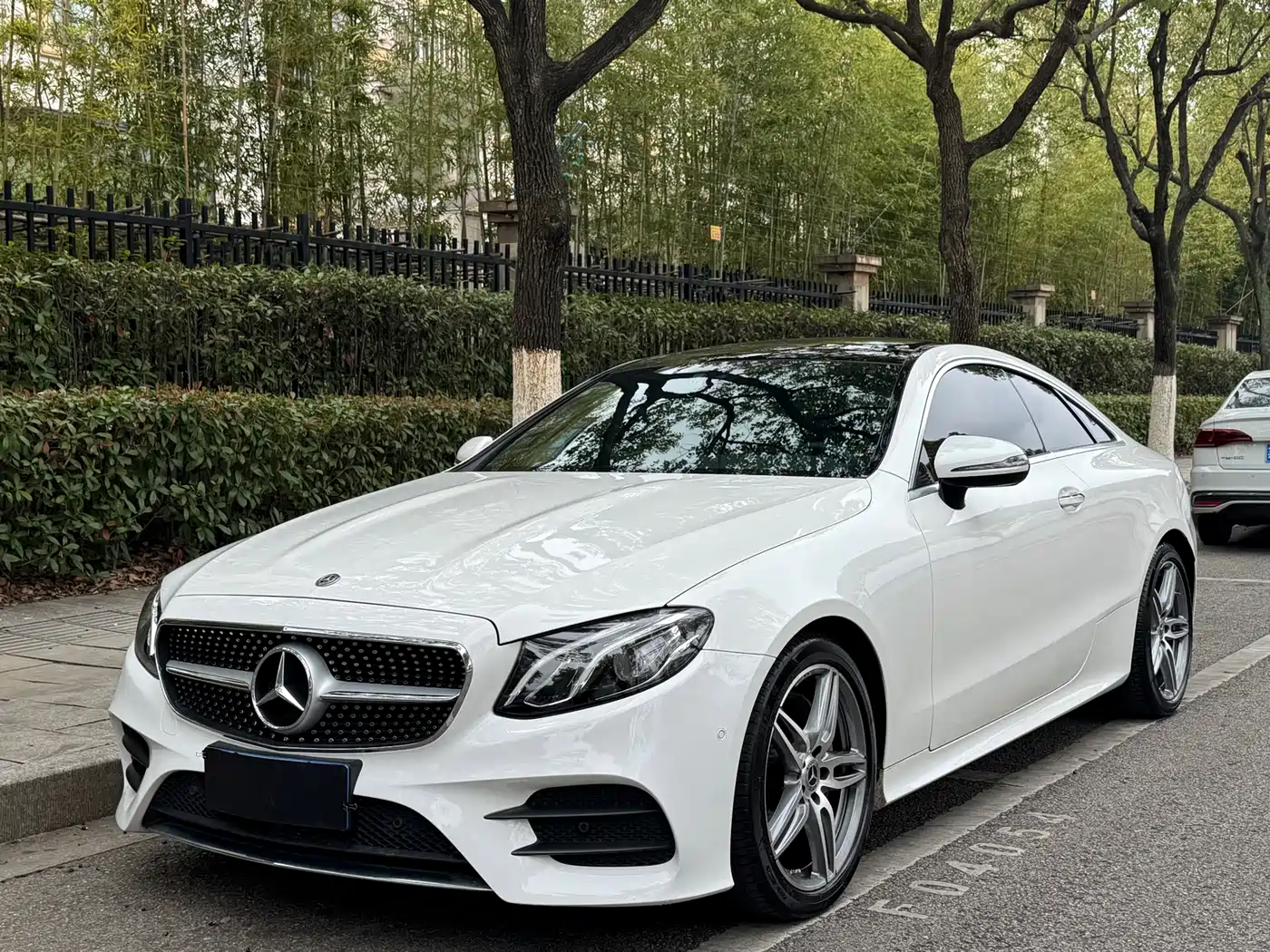  E CLASS