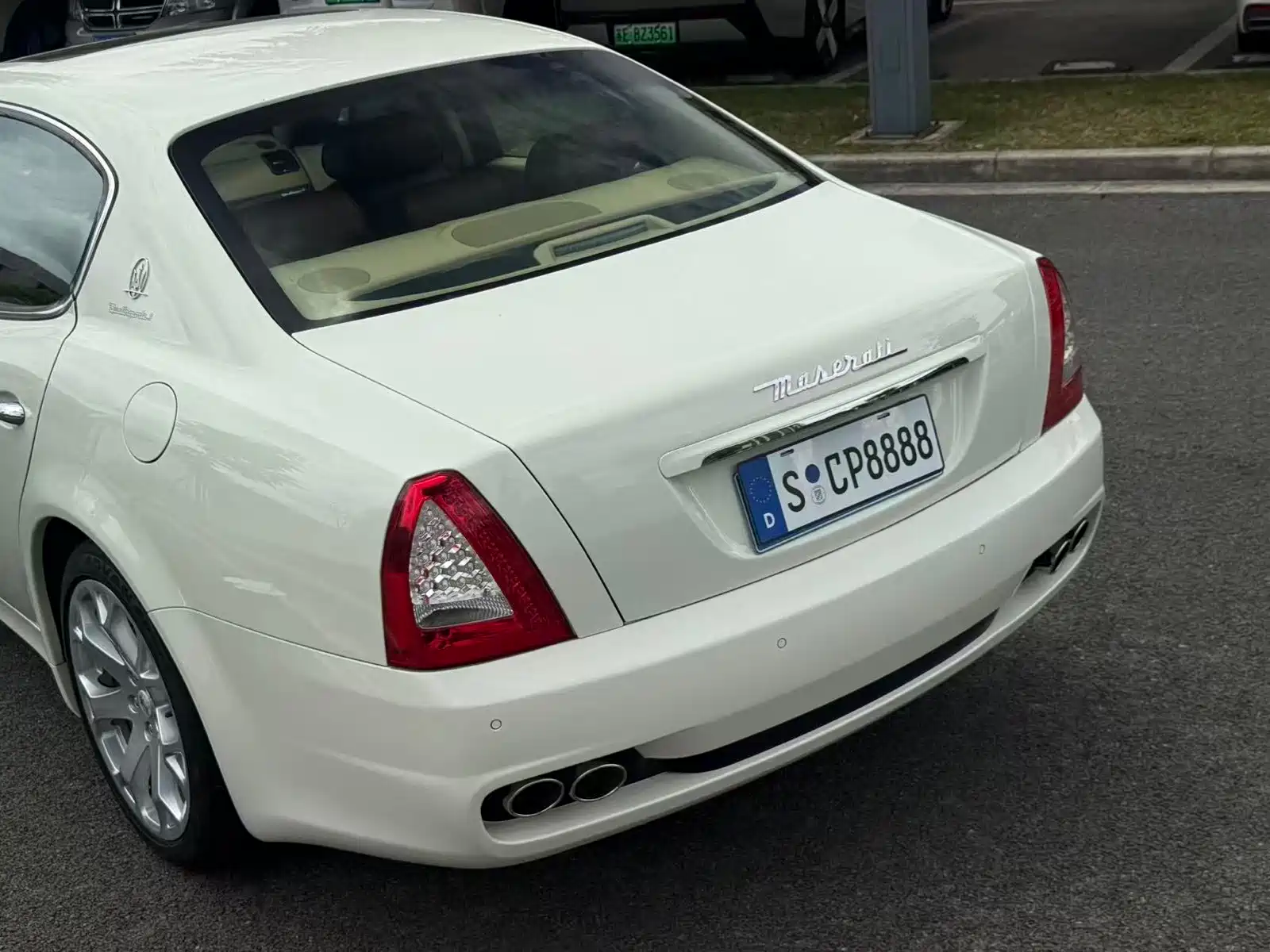 Photo 5 - Maserati Quattroporte