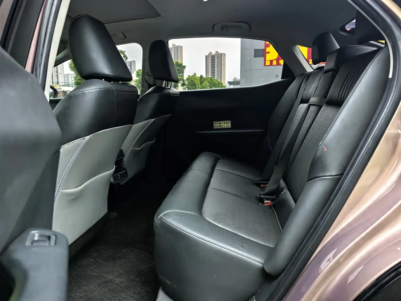 Toyota bZ3 2023 616km Long Range Premium фото 7