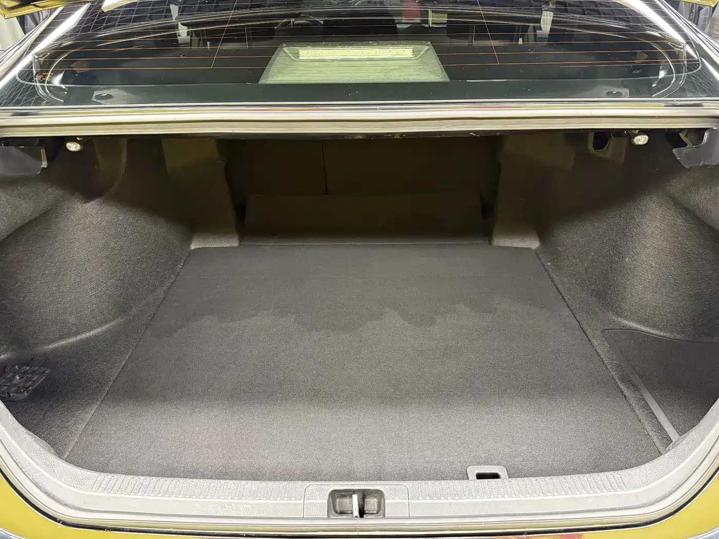 Toyota Camry 2021 Hybrid 2.5HGVP Leading Edition фото 31