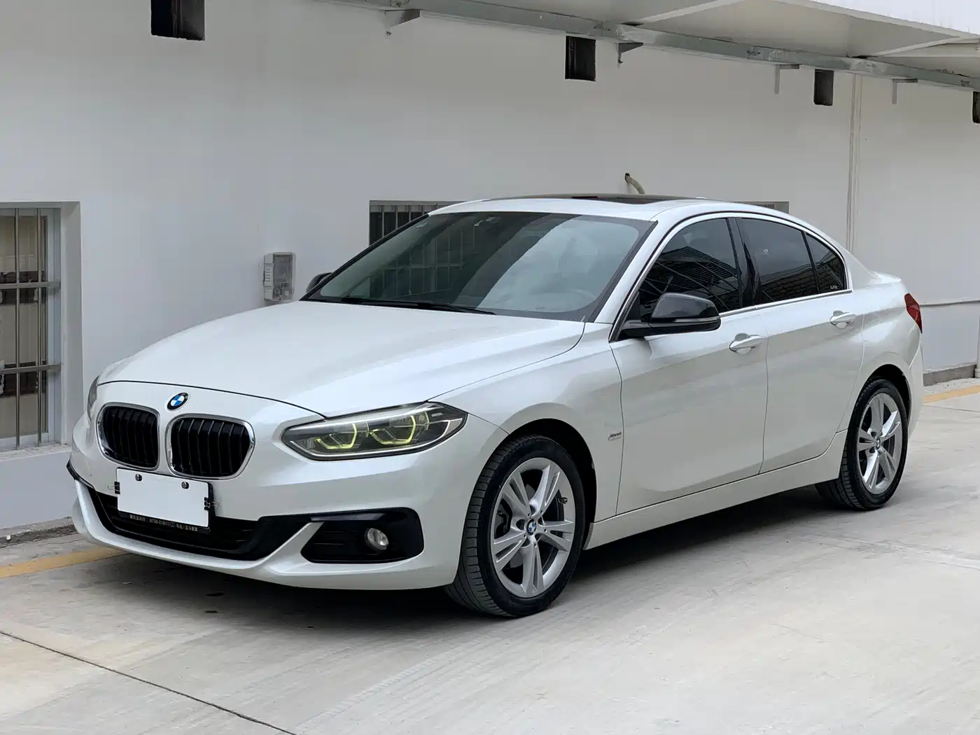 BMW 1 Series 2017 118i Design Package