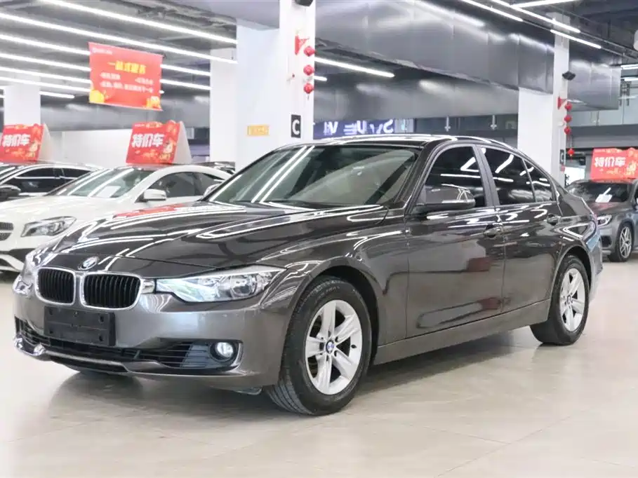 BMW 3 Series 2014 320i Progressive
