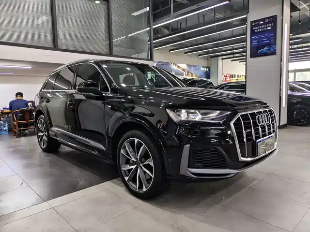 Audi Q7 2022 55 TFSI quattro S line Sport
