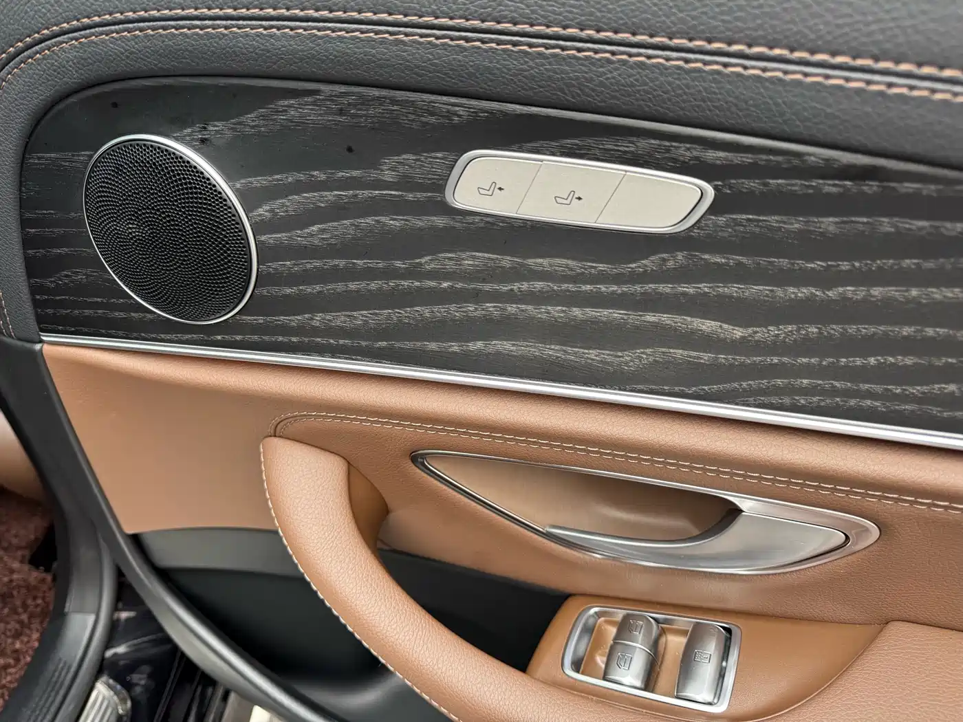 Mercedes-Benz E-Class New Energy 2023 E 350 e L Plug-in Hybrid Sport Sedan фото 24