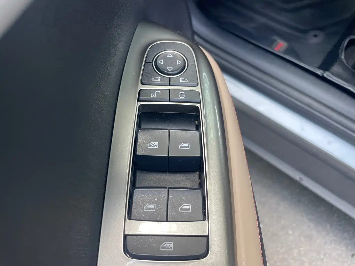 BYD Dolphin 2023 420km Freedom Edition фото 17