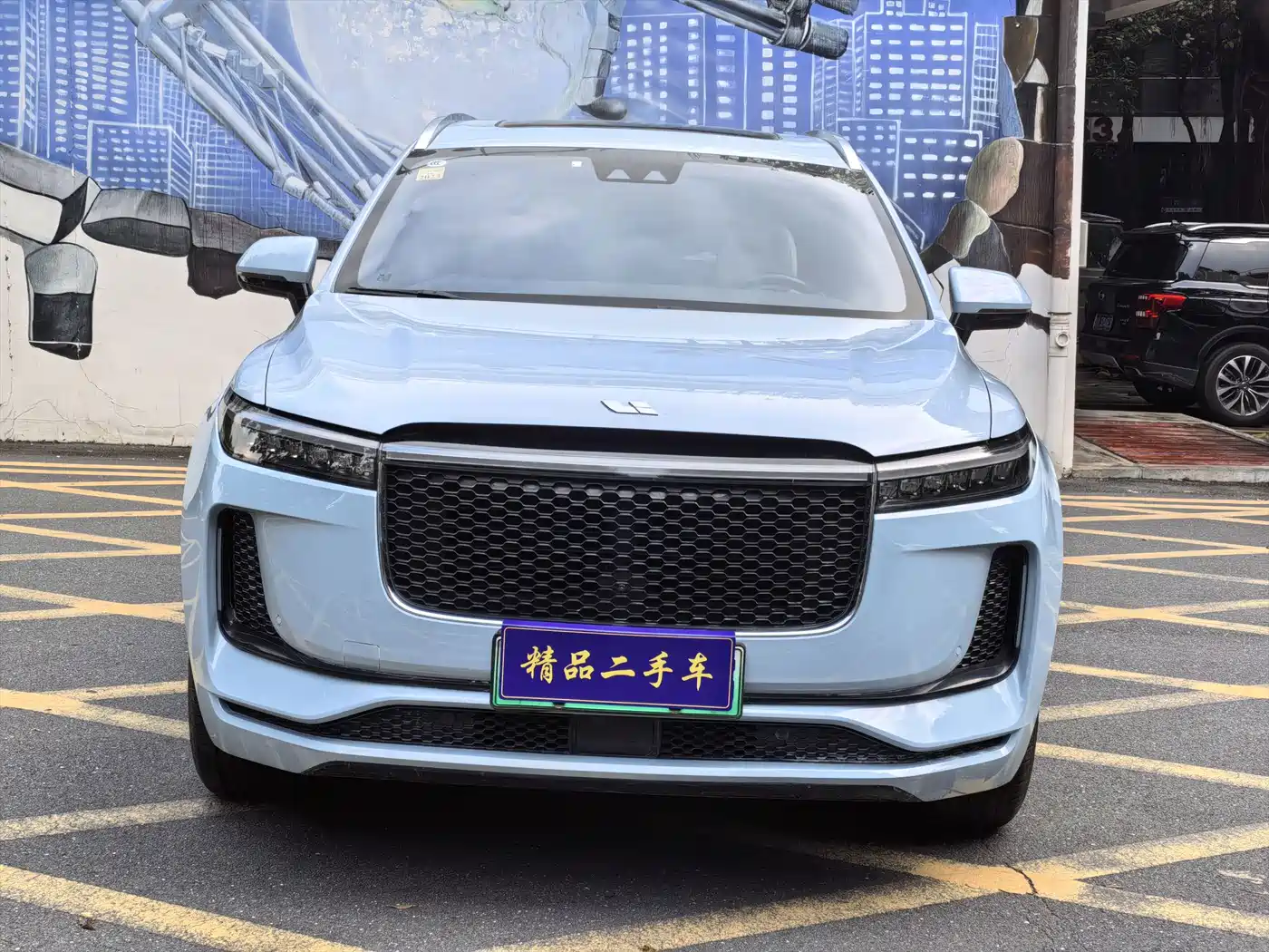 Фото 2 - Li Auto Li ONE