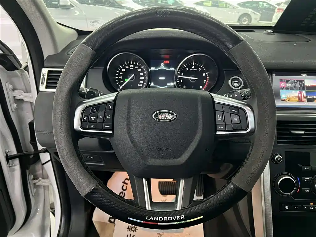 Land Rover Discovery Sport 2019 240PS SE Edition China VI фото 14