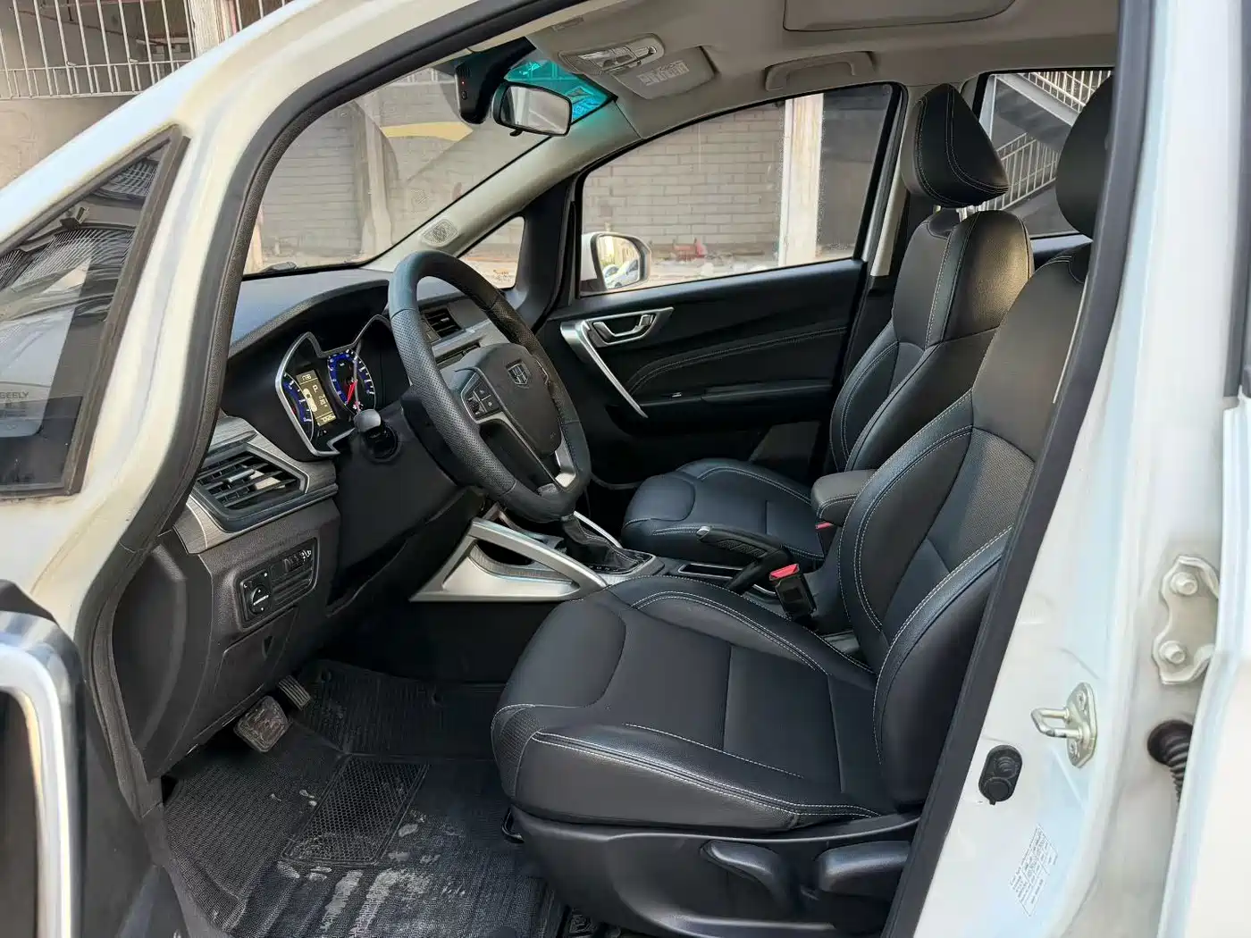 Geely Vision X3 2017 2017 1.5L Automatic Premium