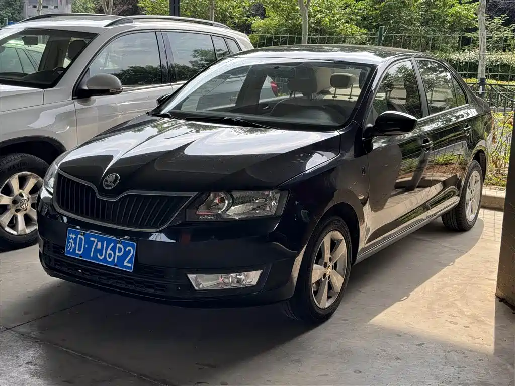 Škoda Rapid 2013 1.6L Automatic Smart Selection фото 3
