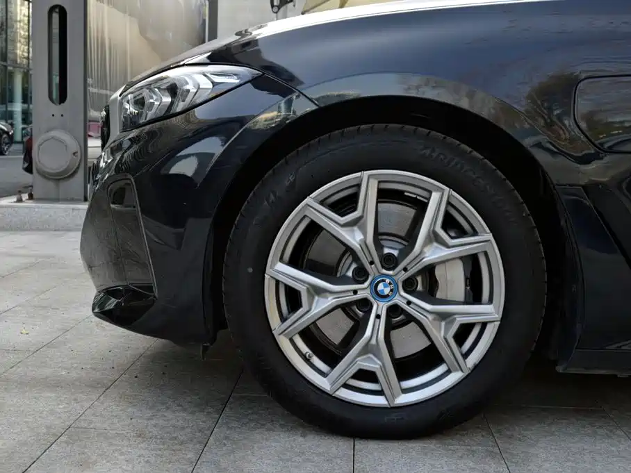 BMW i3 2025 2025 eDrive 35 L