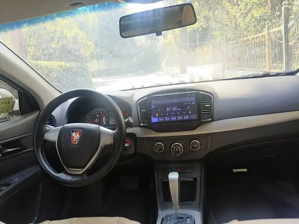 Roewe 350 2013 2013 350S 1.5L Automatic Express Edition