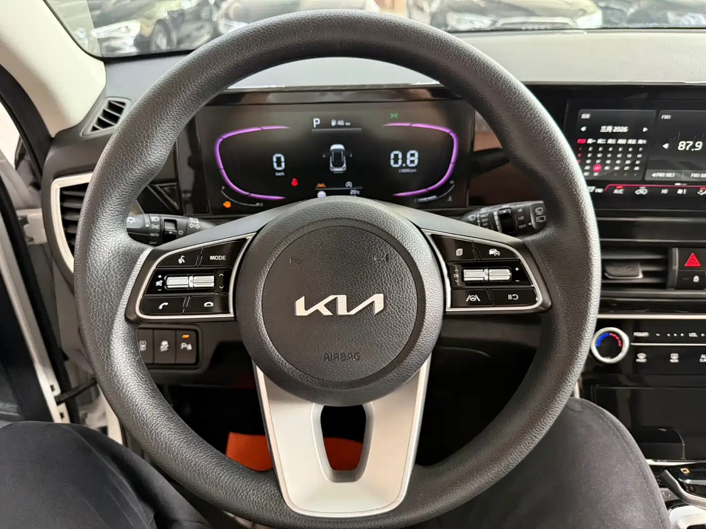 Kia Seltos 2023 1.5L CVT Luxury Edition фото 14