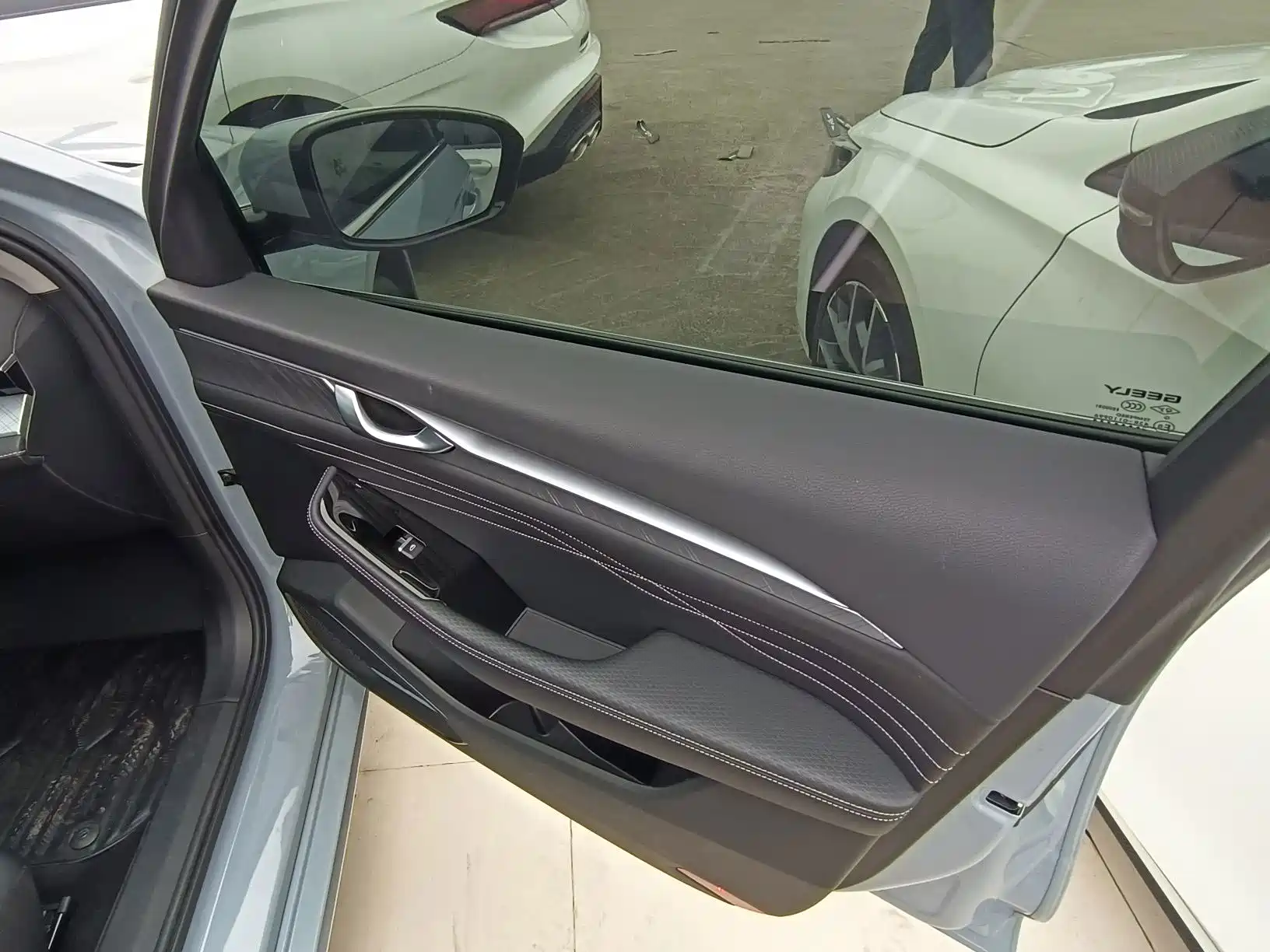 Фото 9 - Geely Preface