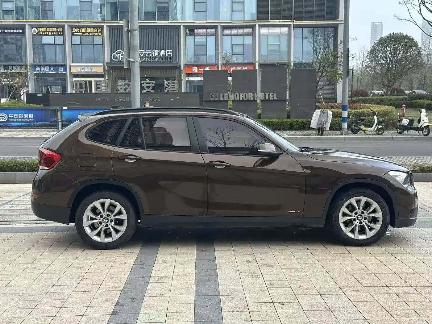 BMW X1 (Import) 2012 sDrive18i Luxury фото 8
