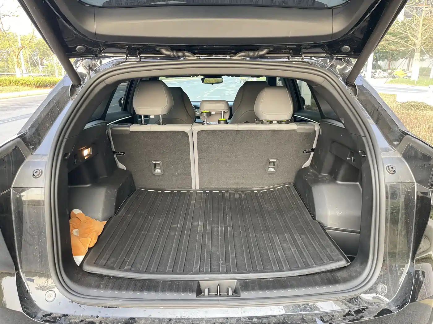 Geely Galaxy Galaxy L7 2025 EM-i 115km Explorer Edition фото 14