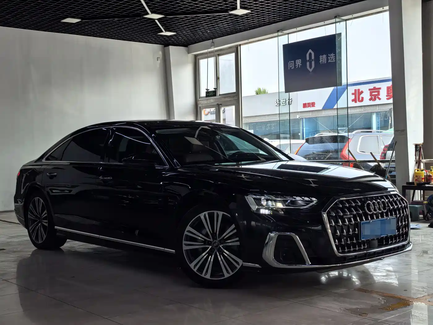 Audi A8 2024 Model A8L 50 TFSI quattro Premium Selection фото 3