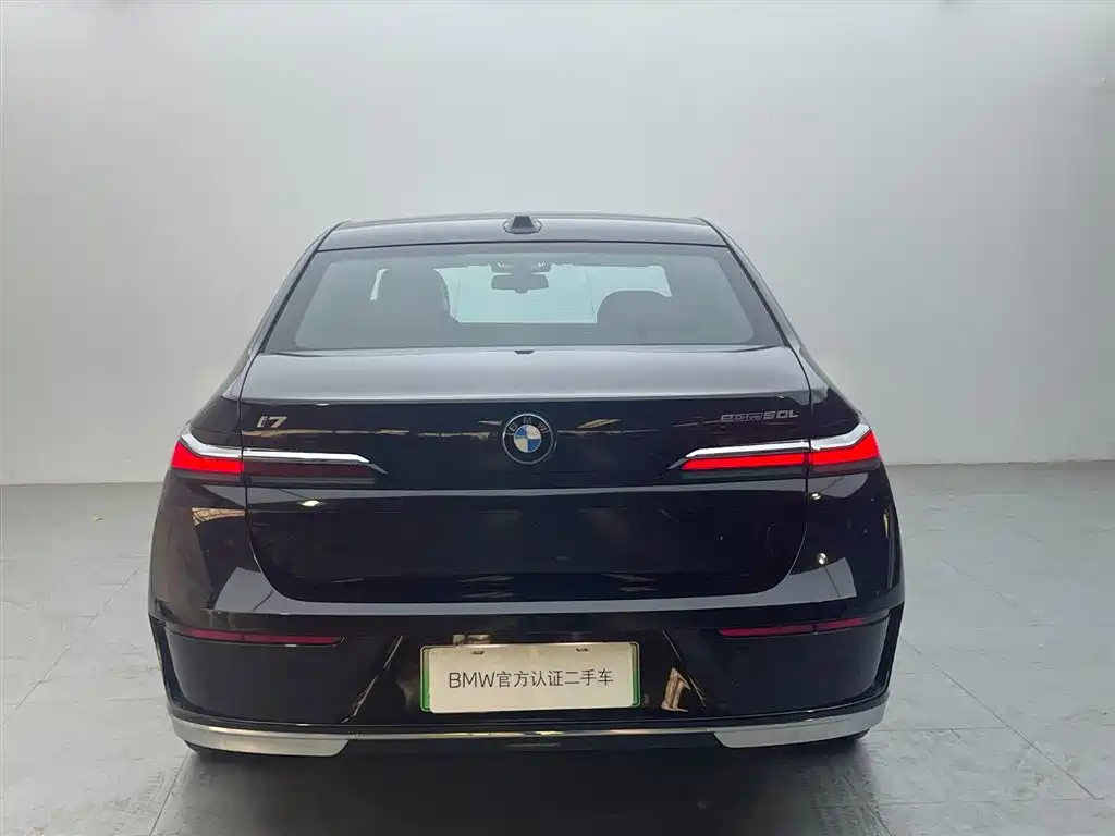 BMW i7 2023 eDrive50L Premium Luxury Package фото 5