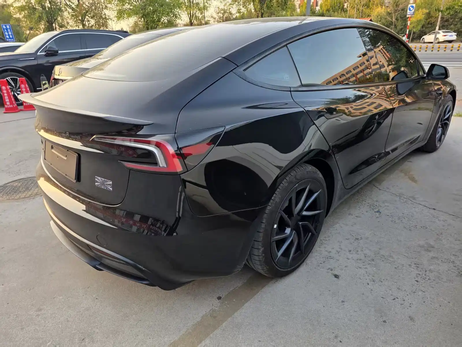 Photo 7 - Tesla Model 3