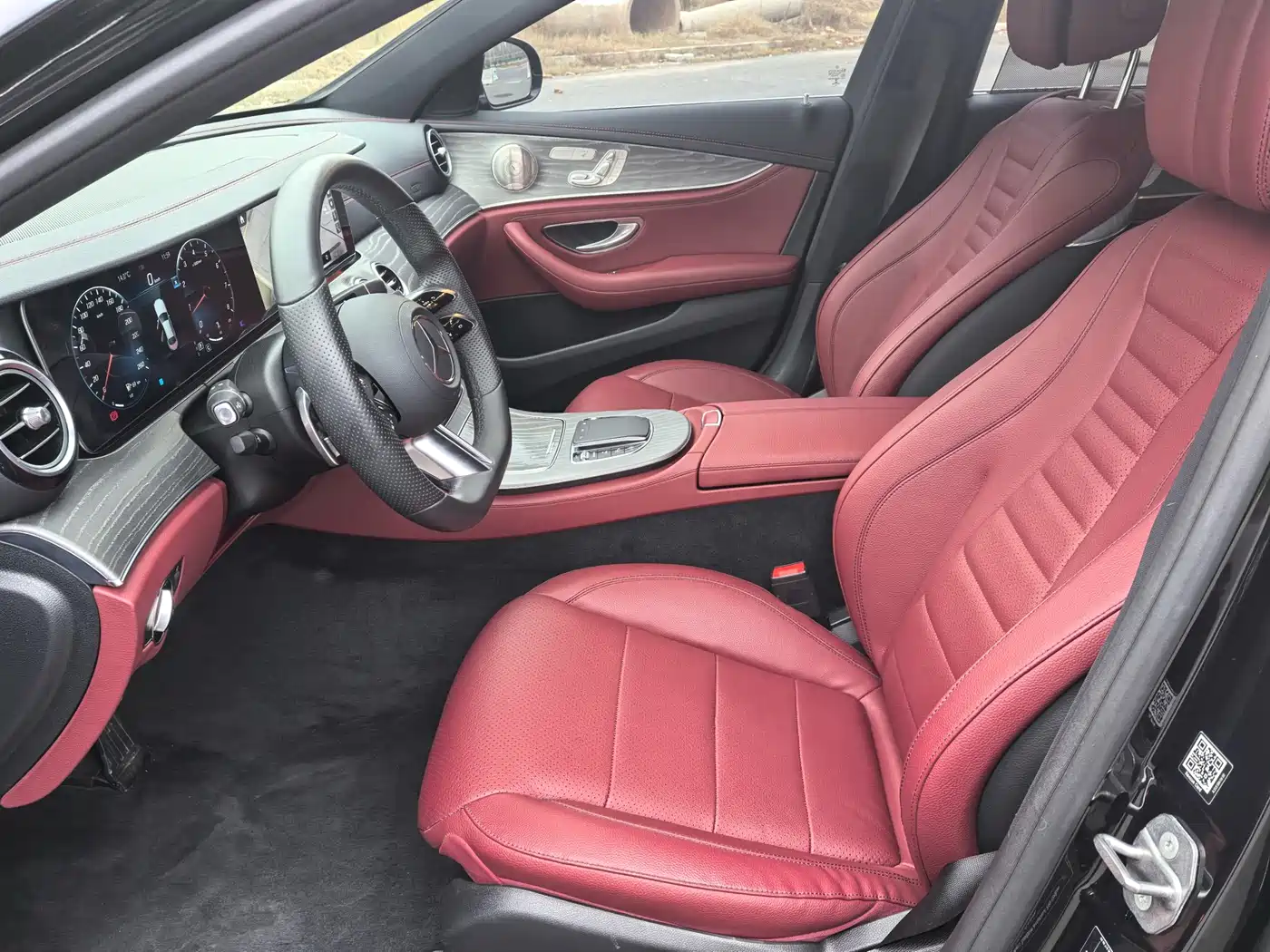 Mercedes-Benz E-Class 2022 E 300 L Sport Luxury фото 4