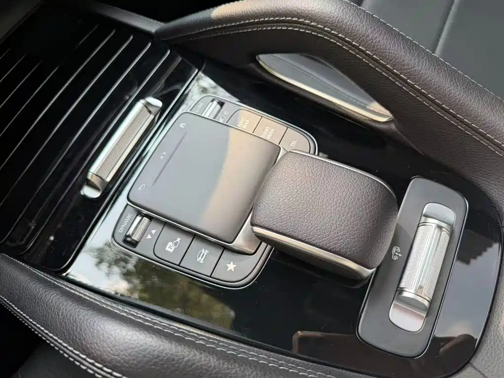 Mercedes-Benz GLE 2022 GLE 450 4MATIC Luxury фото 18