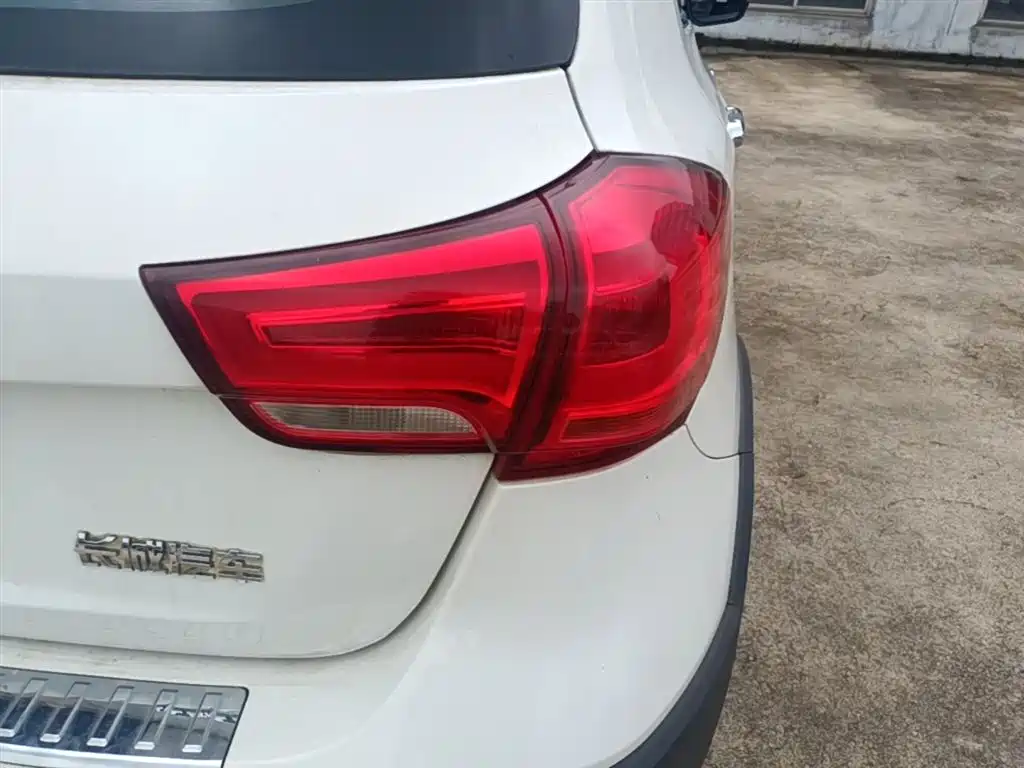 Haval H1 2016 Blue Label 1.5L Manual Luxury фото 8