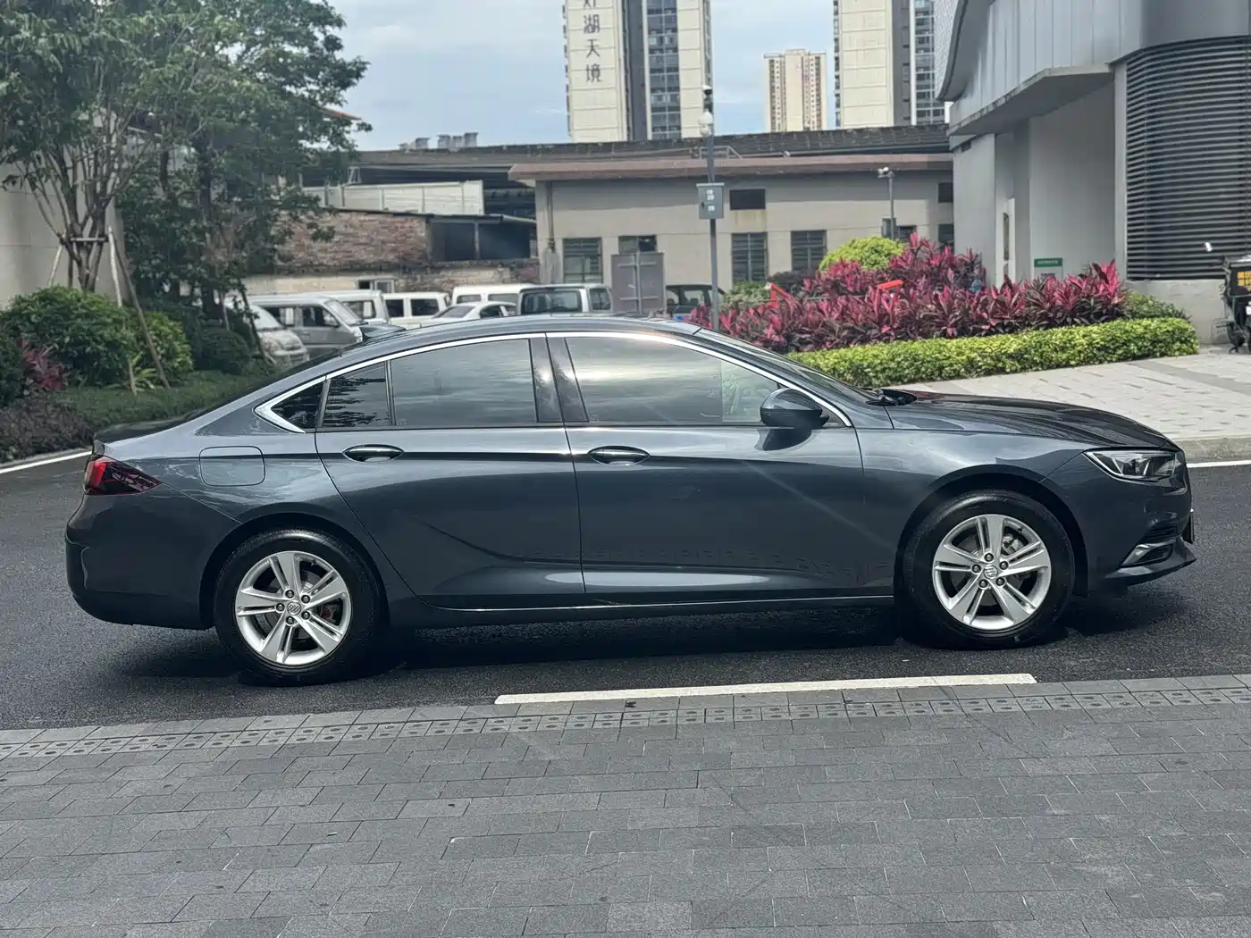 Buick Regal 2019 20T Elite China VI фото 4