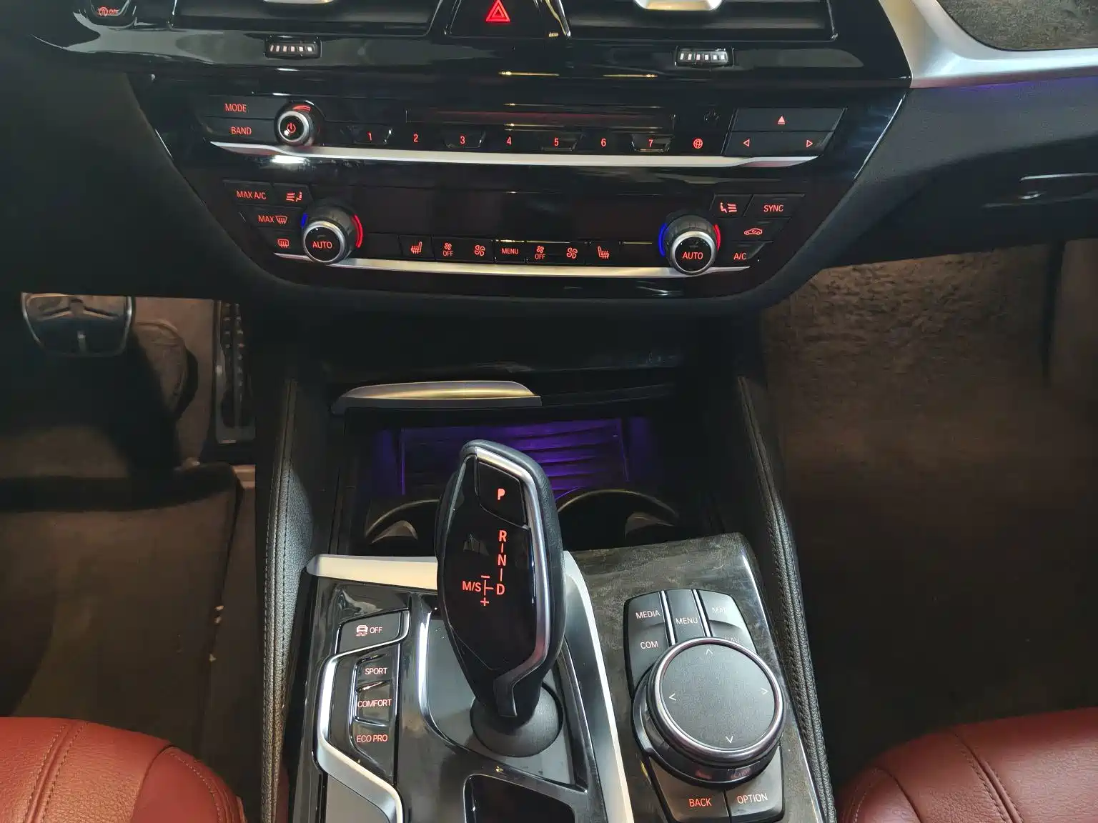 Photo 9 - BMW 5 Series