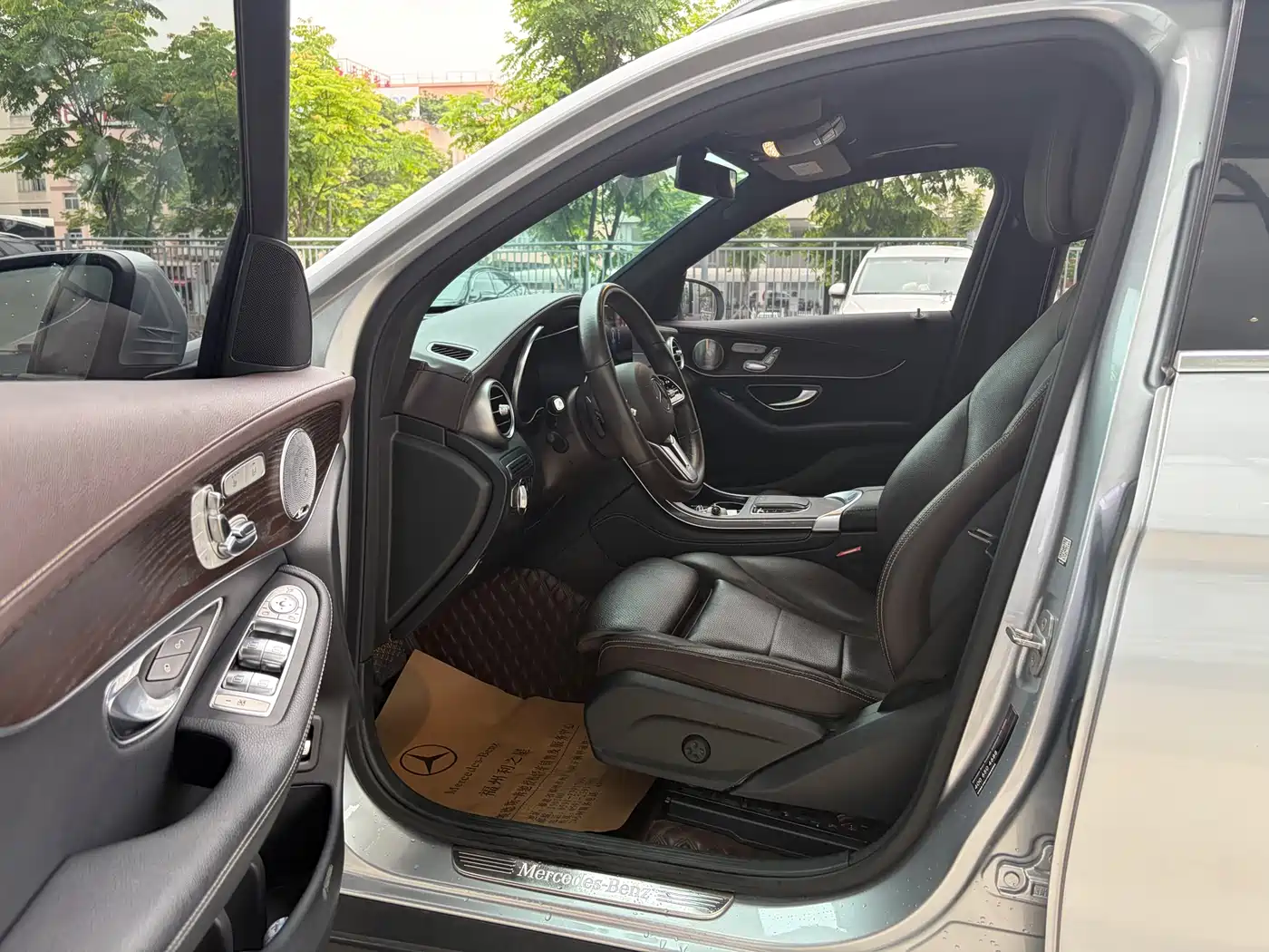 Mercedes-Benz GLC 2020 Facelift GLC 260 L 4MATIC Luxury фото 7