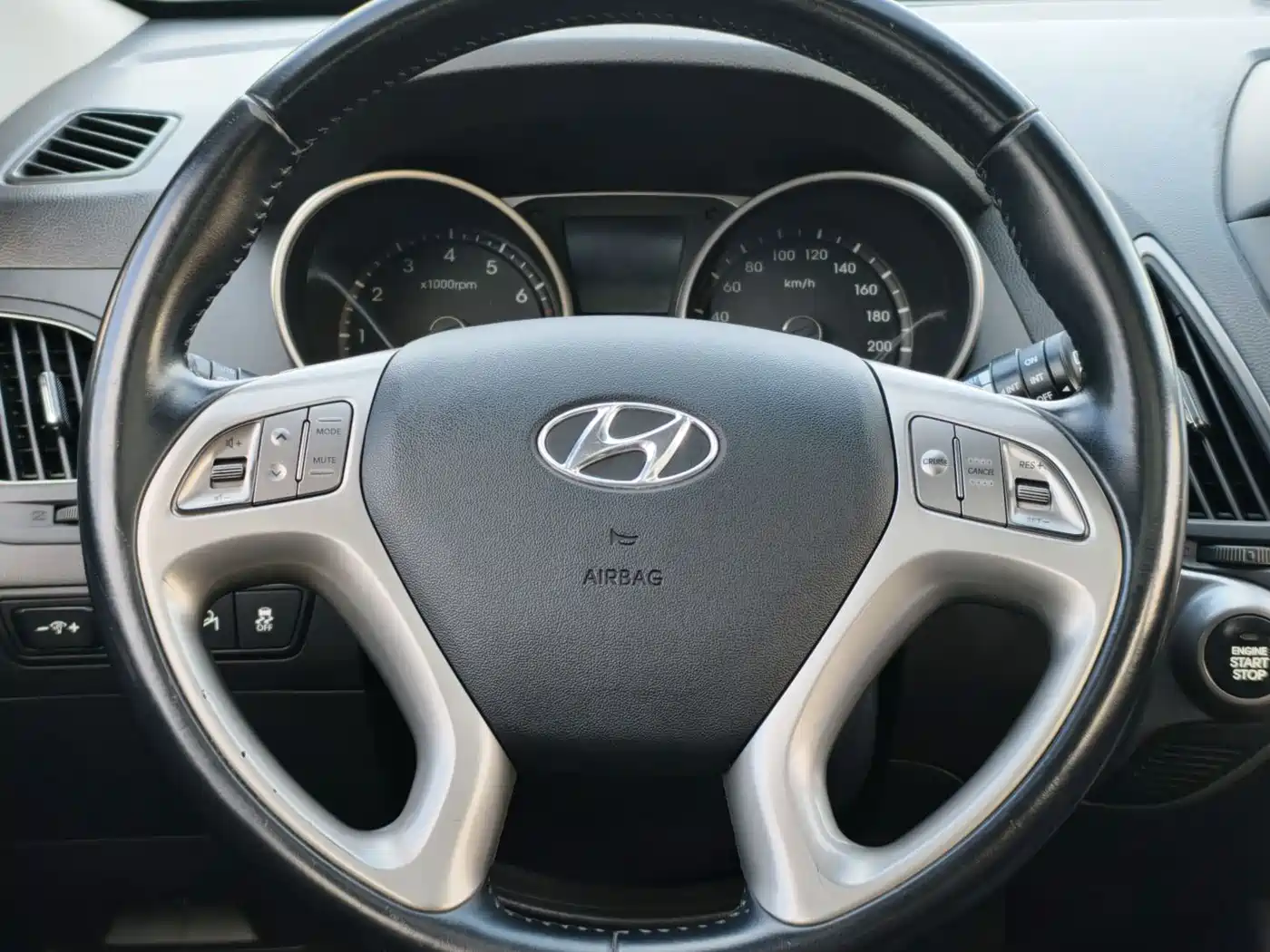 Hyundai Beijing Hyundai ix35 2015 2.0L Automatic 2WD Smart China V фото 18