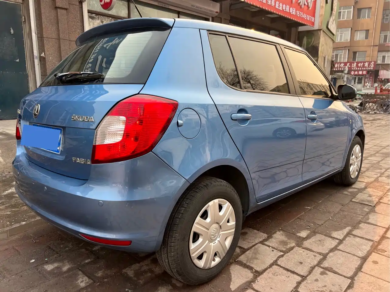 Škoda Fabia 2014 1.4L Automatic Crystal Edition фото 4
