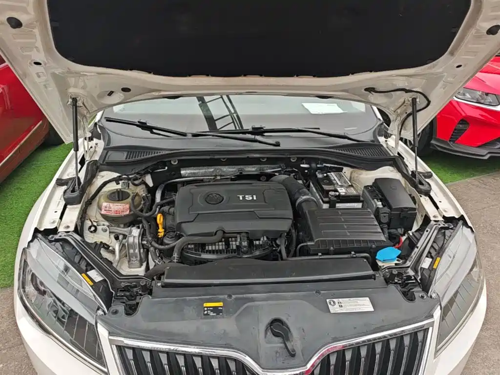 Škoda Superb 2013 1.8TSI Automatic Elite Edition фото 20