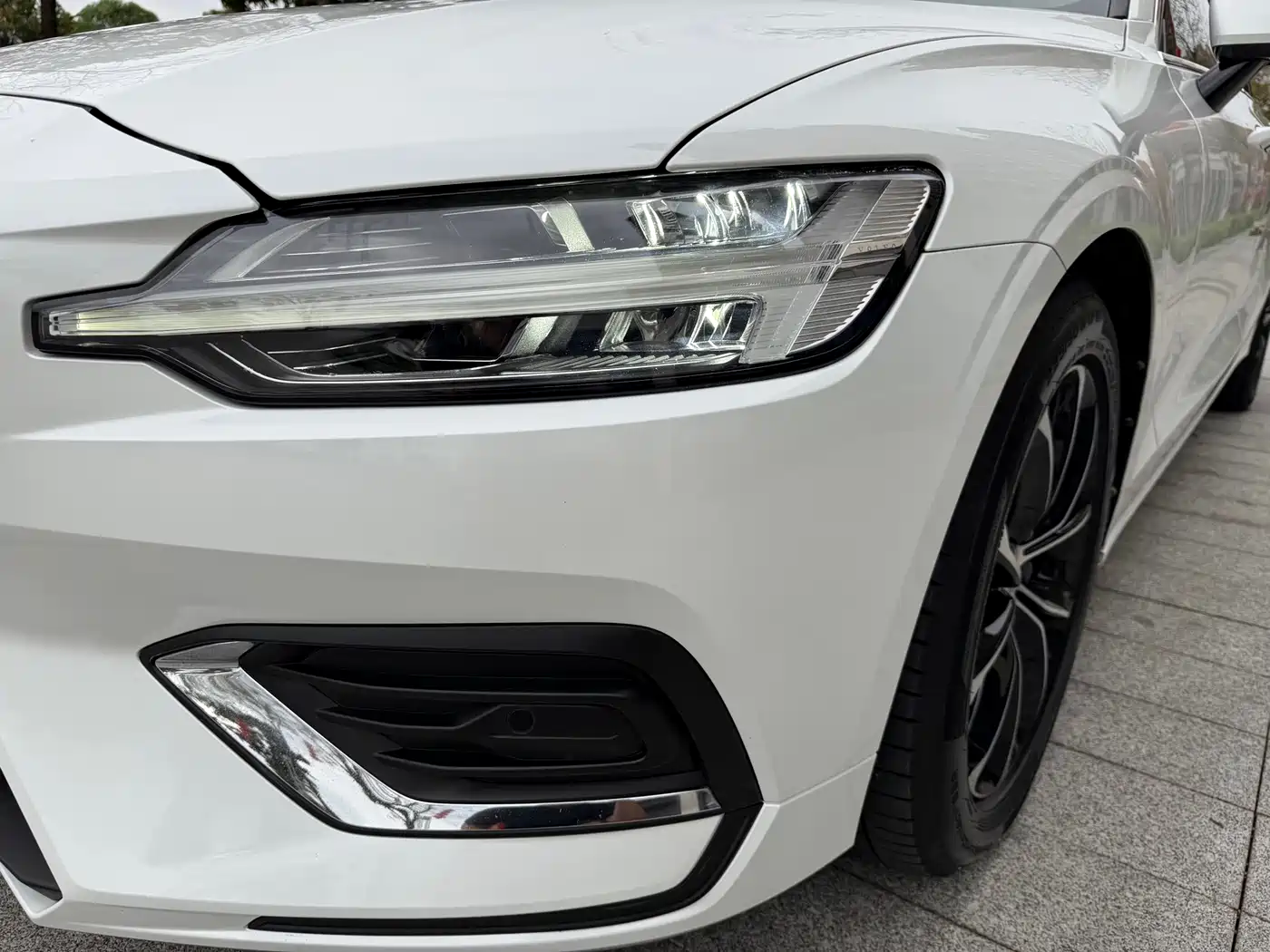 Volvo V60 2020 T4 Momentum Luxury фото 13