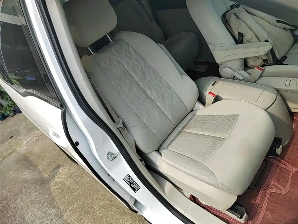 Buick GL8 2023 Model Land Business Class Comfort фото 25