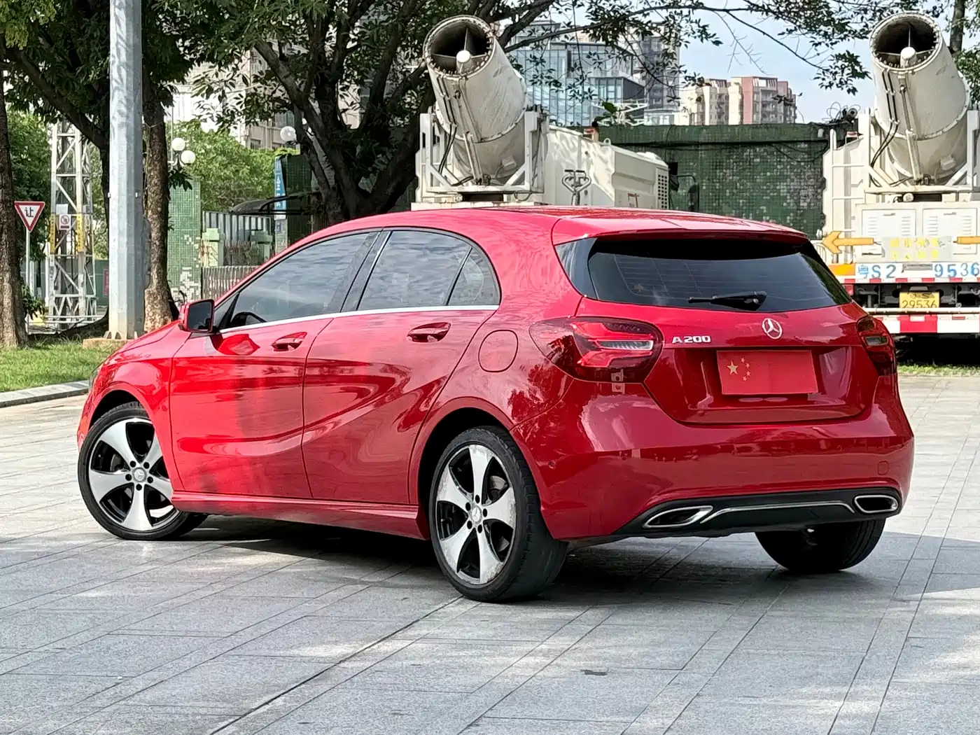 Mercedes-Benz A-Class (Import) 2016 A 200 Fashion фото 7