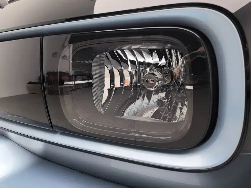 Baojun E300 2021 2020 Plus Stellar Smart Travel Edition