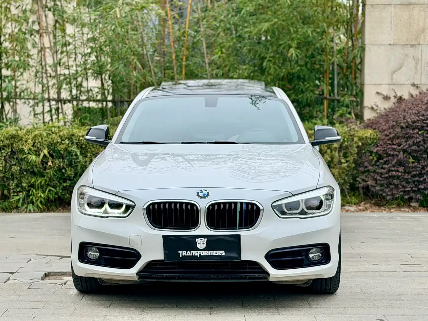 BMW 1 Series (Import) 2016 120i Sport Design Package фото 2