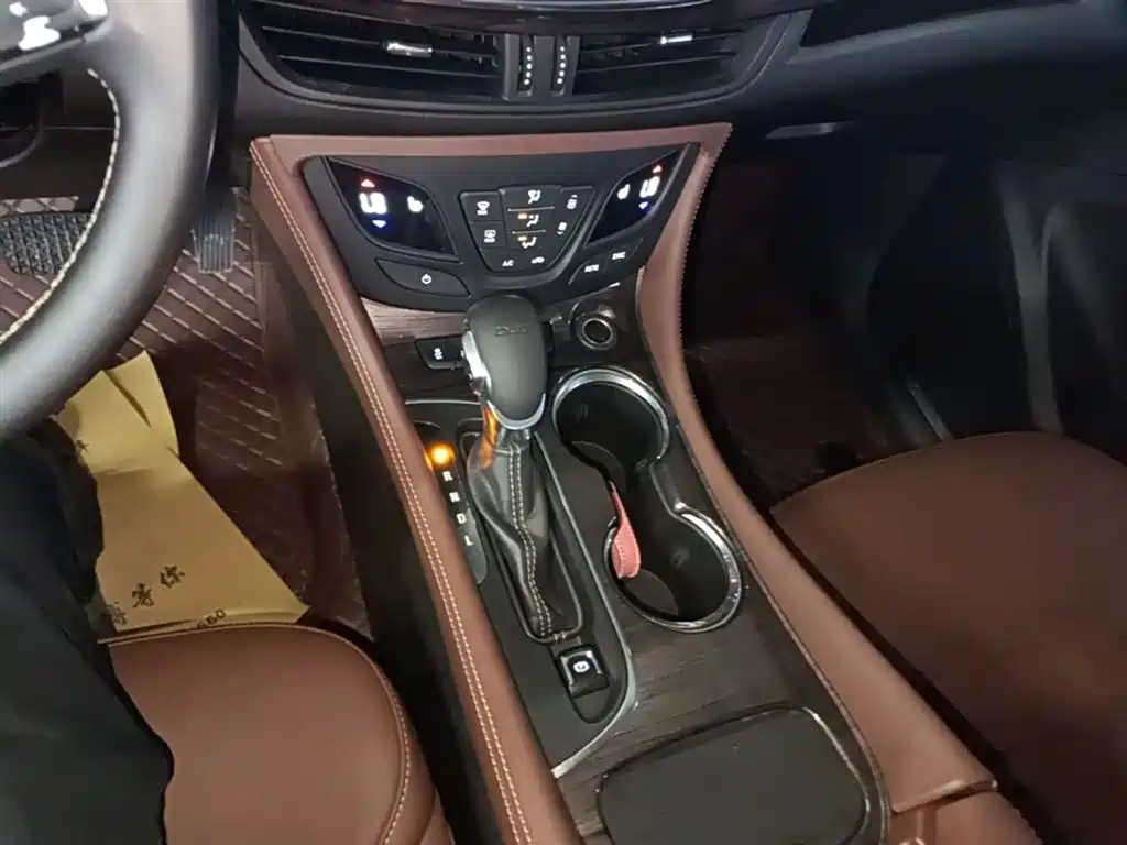 Buick Envision Plus 2017 20T FWD Elite фото 14