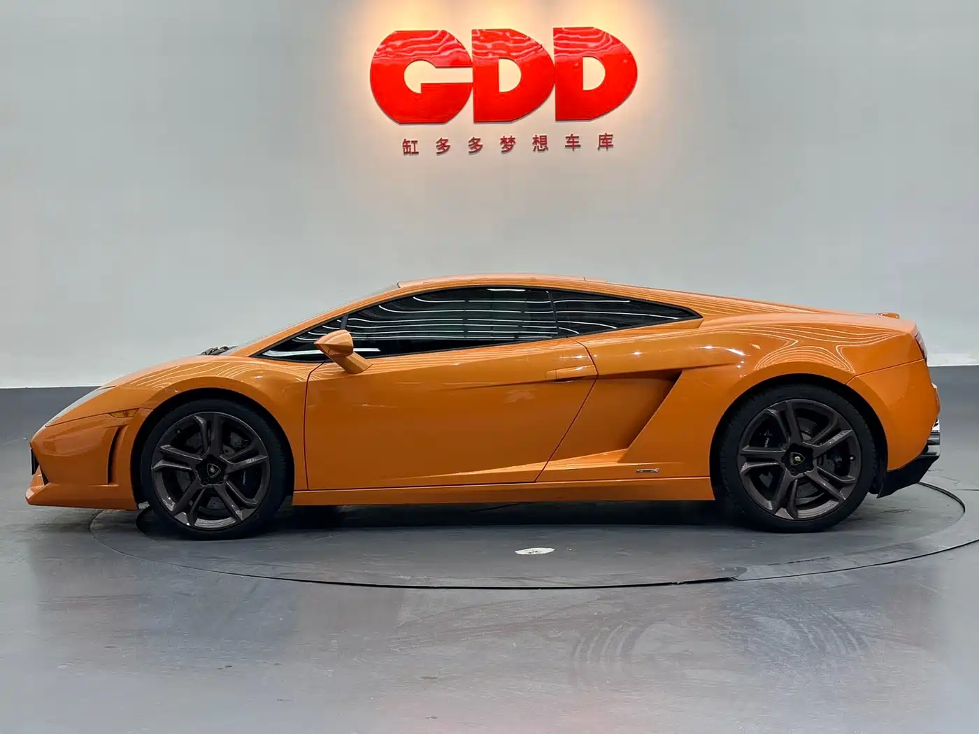Lamborghini Gallardo 2011 Lamborghini Gallardo LP 560-4 Bicolore фото 8