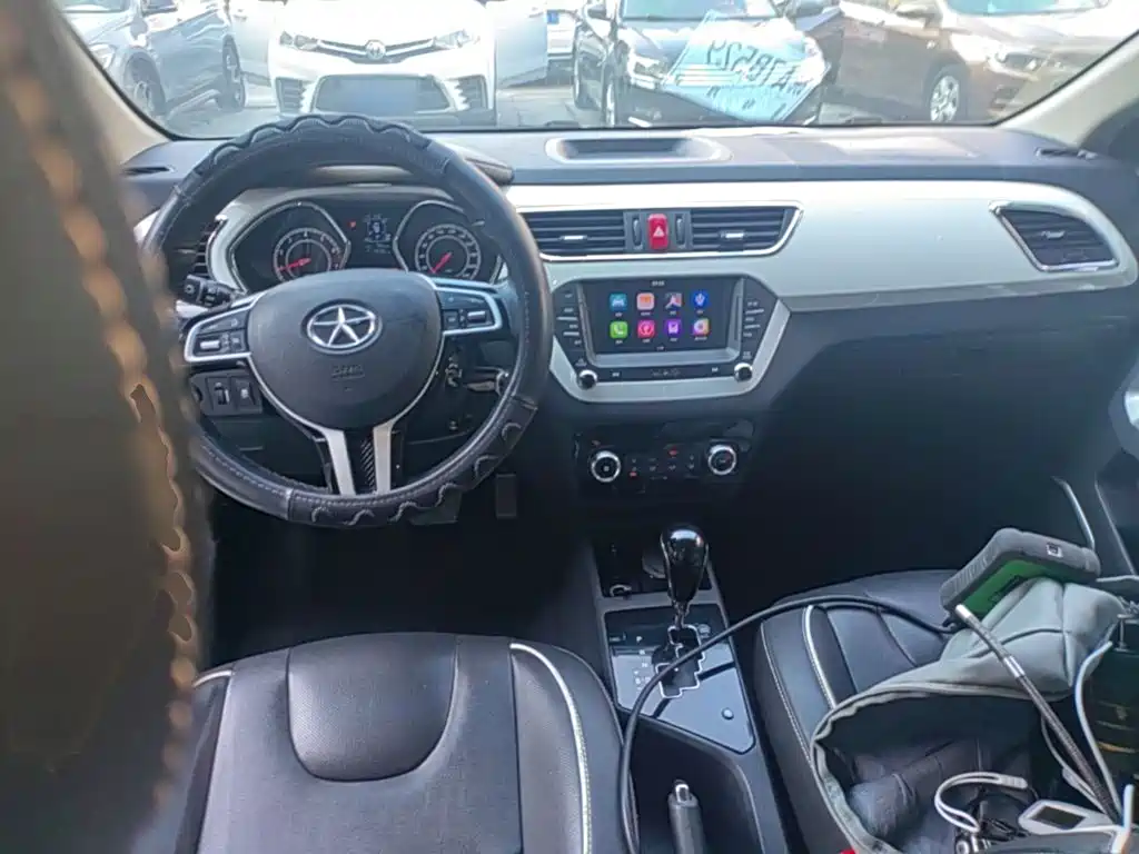 JAC Refine S2 2015 2015 1.5L CVT Luxury