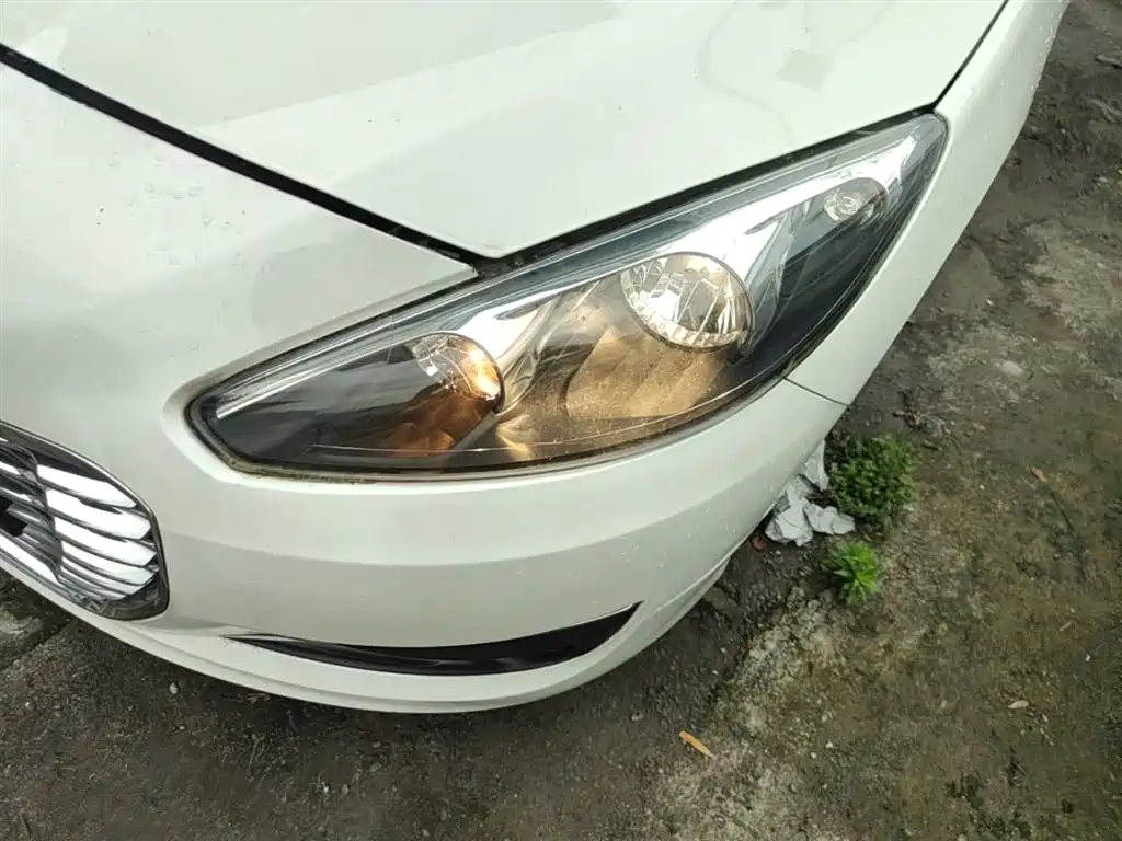 Peugeot 308 2014 Model Joy Edition Classic 1.6L Automatic Superior Style фото 24
